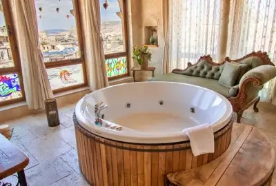 Sultan Cave Suites Göreme – balon manzaralı teraslı otel